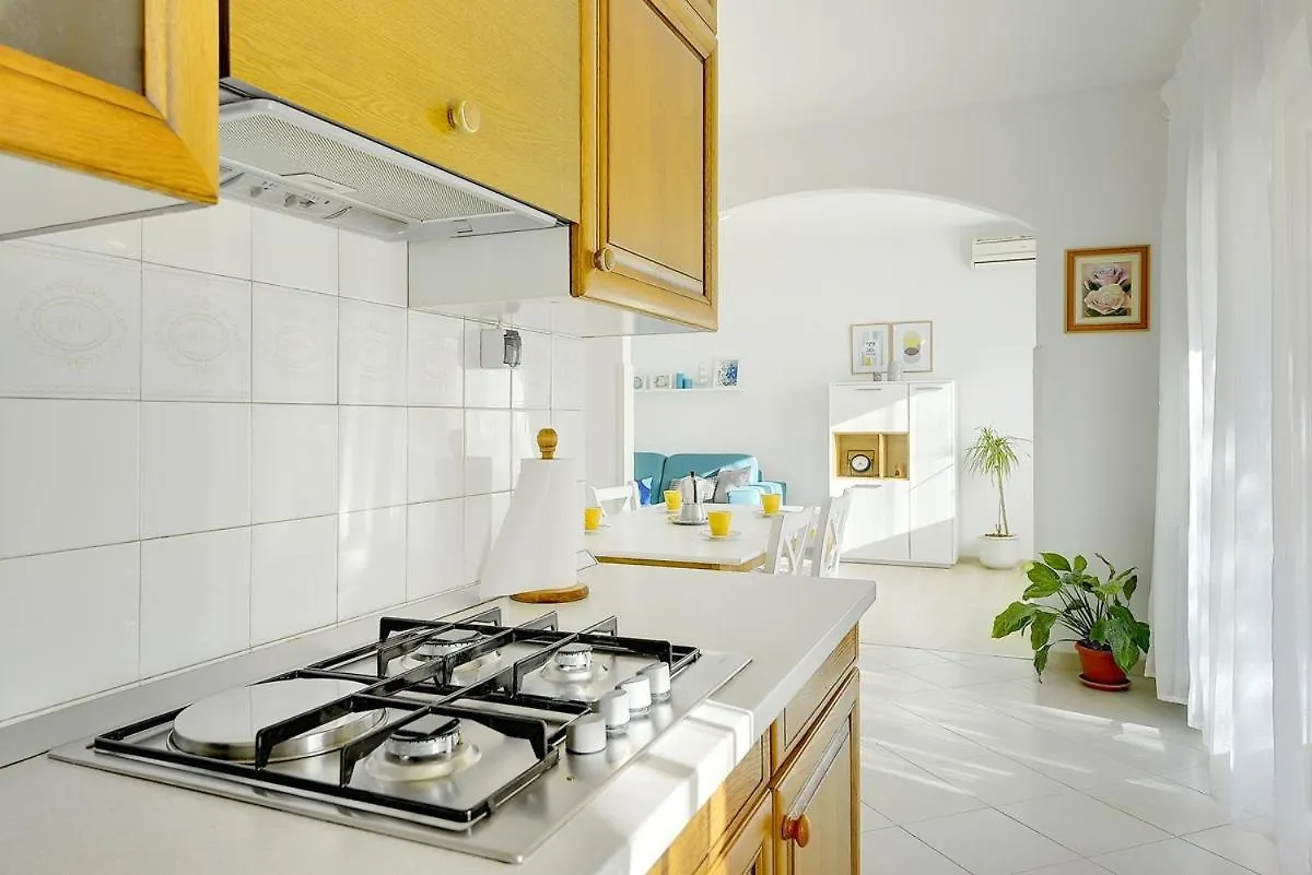 Apartment Ljuba Pula 0*,